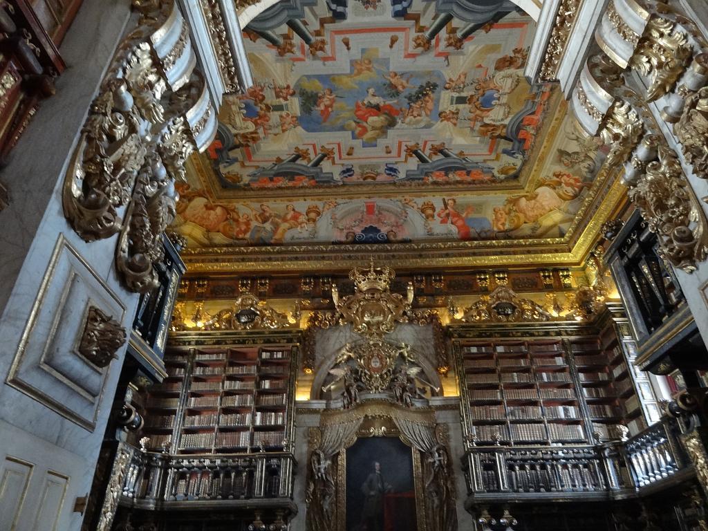 The main room in King John's Library in Coimbra